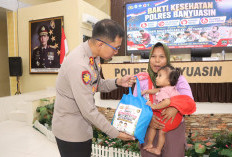 Cek Kesehatan Gratis Diserbu Warga