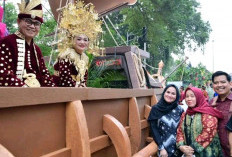 Mobil Hias Banyuasin Memukau Ribuan Warga Solo dan Raih Juara MURI!