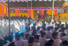 Teladani Nabi Muhammad  Ajak Ustad Saat Maulid Nabi Muhammad SAW di SMPN 1 Banyuasin III