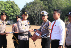 Polres Banyuasin Beri Penghargaan kepada Personel Berprestasi