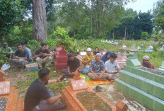 Masyarakat Padati Makam Jelang Ramadhan, Ziarah dan Doa untuk yang Telah Pergi