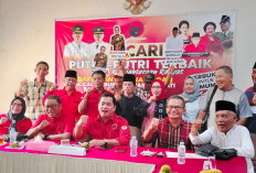 Pakai Baju Merah, Ardi Arfani Kembalikan Berkas Pendaftaran Bacawabup Banyuasin ke DPC PDIP Banyuasin