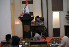 Wabup Netta Sampaikan Nota Pengantar Raperda Pertanggungjawaban APBD Tahun 2024 Dalam Paripurna DPRD 