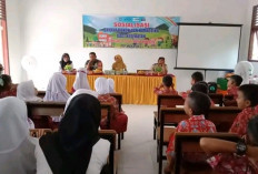 Siswa SDN 14 Suak Tapeh Jadi Sasaran Sosialisasi Merokok dan Narkoba