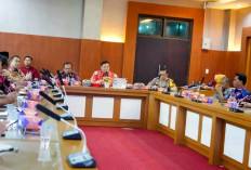 Sekda Pimpin Rapat Perdana Tim Desk Penyelenggaran Pemilihan Umum Tahun 2024