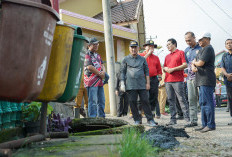 Pj Bupati Apriyadi Imbau Camat Hingga Kades Gencarkan Jumat Bersih