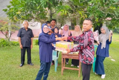 Kepala SDN 8 Betung Purnabakti