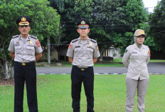 Kapolres Banyuasin Pimpin Upacara Kenaikan Pangkat Pengabdian