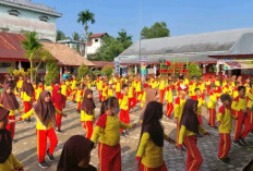 Jumat Sehat, SDN 1 Makarti Jaya Gelar Senam