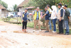 Pj Bupati Banyuasin Akui Jalan Poros Simpang Mendal Mendil Tak Layak Dilalui