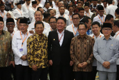 Gubernur Sumsel Hadiri Pelantikan APKASI Periode 2025–2030, Tegaskan Sinergi Daerah-Pusat Kian Solid