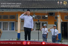 Ketua KPU Banyuasin Pimpin Upacara di SMA 2 Plus Banyuasin III, Ajak Siswa Berpartisipasi Aktif dalam Pilkada 