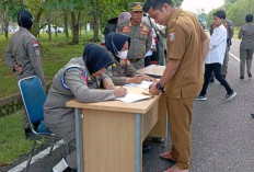 Puluhan Pegawai Pemkab Banyuasin Terjaring Razia Satpol PP, Gunakan Sandal Saat Jam Kerja