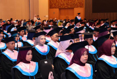 Wisuda XXIII STIA Satya Negara Palembang, Wagub Cik Ujang Tekankan Pentingnya SDM Unggul 