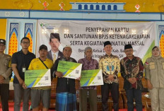 Ketua DPRD Banyuasin Berikan Perlindungan   Jaminan Kecelakaan Kerja & Kematian Bagi Nelayan