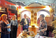 Batik Bajumpe Banyuasin Bersinar di Sriwijaya Expo, Pj Bupati Beri Pesan Semangat! 