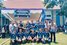 Tim Volly Ball Putra SMPN 1 Suak Tapeh Juara 1 Smansabunda Cup 2