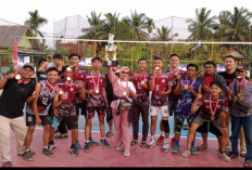 Semangat Sportifitas Mewarnai Final Turnamen Bola Volly di Desa Sungai Pinang!