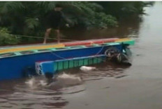 Tragis! Speedboat Family Terbalik, 2 Orang Tewas