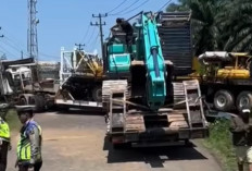 Truk Trailer Melintang di Jalintim Betung-Sekayu Berhasil Dievakuasi, Arus Lalulintas Berangsur Normal