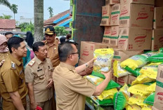 Pj Bupati Banyuasin Buka Operasi Pasar Murah di Talang Kelapa