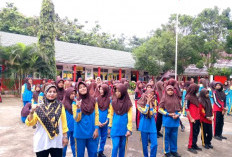 Jalankan Program UKS, SMPN 6 Tantau Bayur Gelar Jalan Sehat