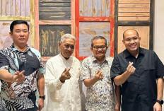 Pertemuan Pak De Slamet dengan Mantan Kadis PUPR: Silaturahmi atau Awal Kerja Sama Politik?