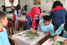 Karya P5 SMPN 1 Banyuasin 1, Peserta Didik Diajari Membuat Totebag