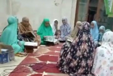 Masjid Menggema dengan Suara Tadarus Alquran di Bulan Ramadan