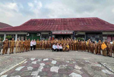 Jelang Purna Bakti, Lurah Air Batu Jaya Pimpin Apel Perdana dan Sampaikan Pesan Pengabdian