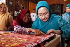 Tyas Fatoni Kunjungi Pusat Kerajinan Sulam Benang Emas Ranau