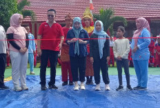 Ketua PKK Resmikan Lapangan Sang Purba SMPN 2 Banyuasin III dan Lomba Sang Purba