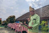 Kepala SMAN 1 Betung Mengajak Warga Sekolah terus Memelihara Warisan Budaya
